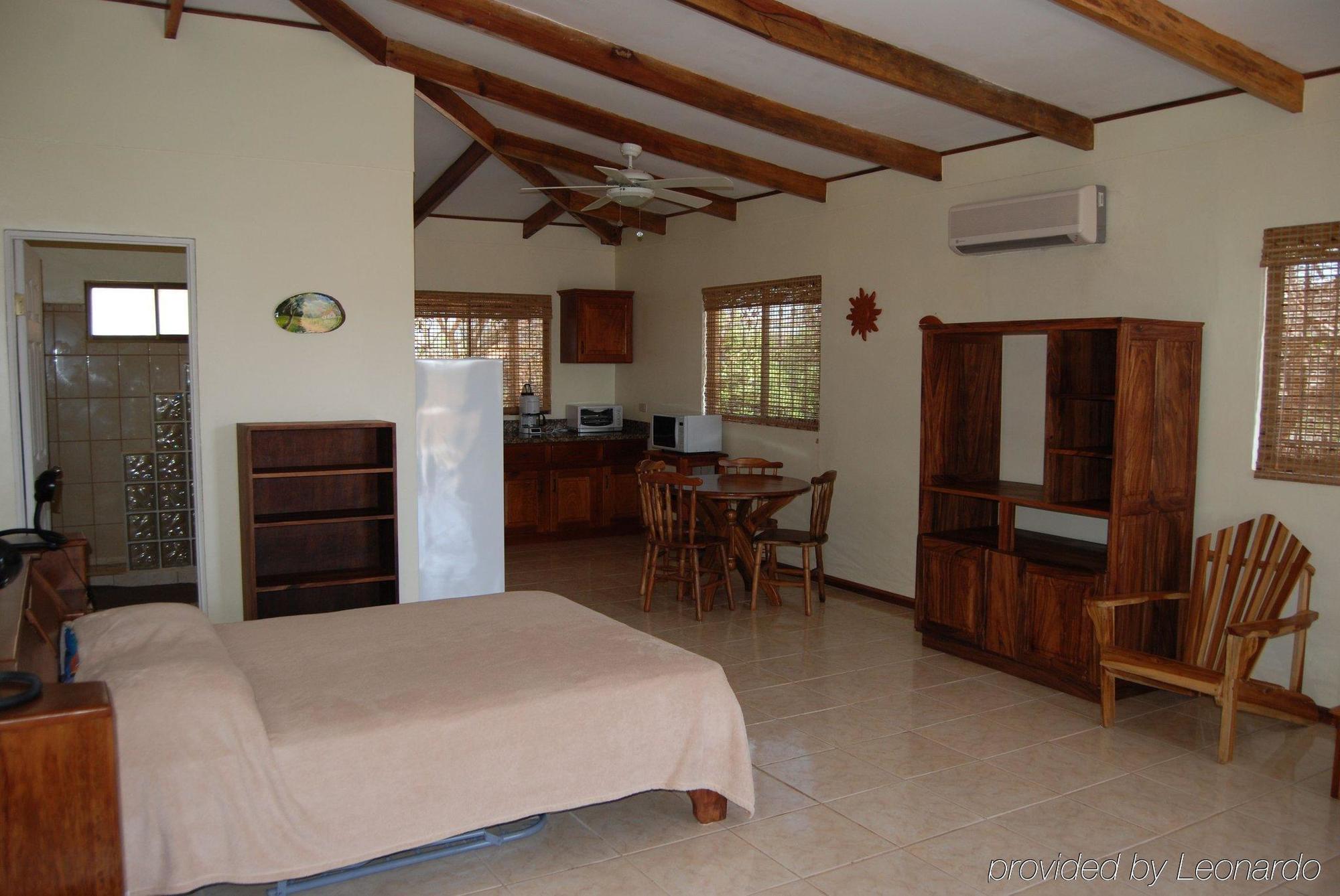 Playa Junquillal Hotel Iguanazul חדר תמונה